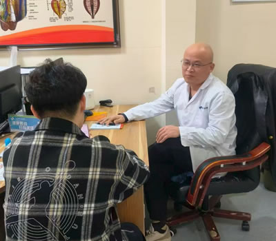 太原市|男科医师高朋磊：守护男性健康，专业男科诊疗